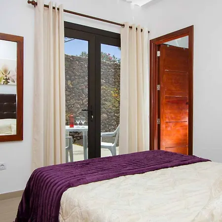 Mirador Mojones Vila